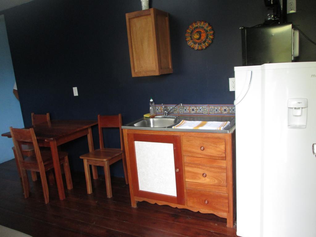 Axios Sun Apartments 库尔克岛 客房 照片
